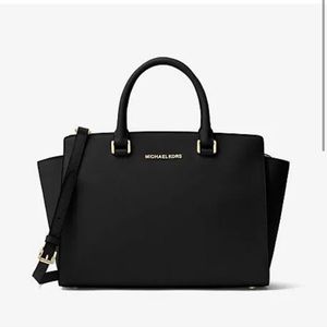 Michael Kors Selma Bag